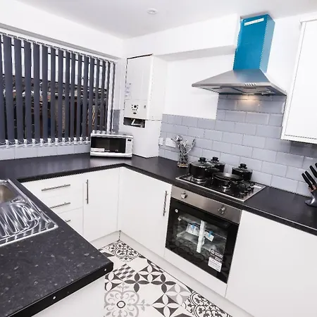 게스트하우스 Stylish Ensuite Rooms, Ts5 *